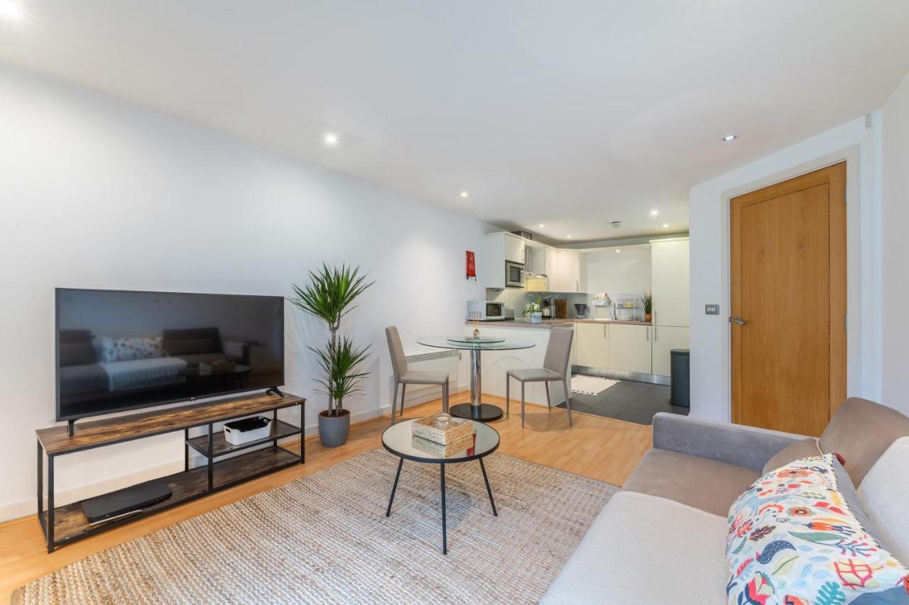 Cosy Apartment 15 Minutes From Oxford Circus/Soho لندن المظهر الخارجي الصورة